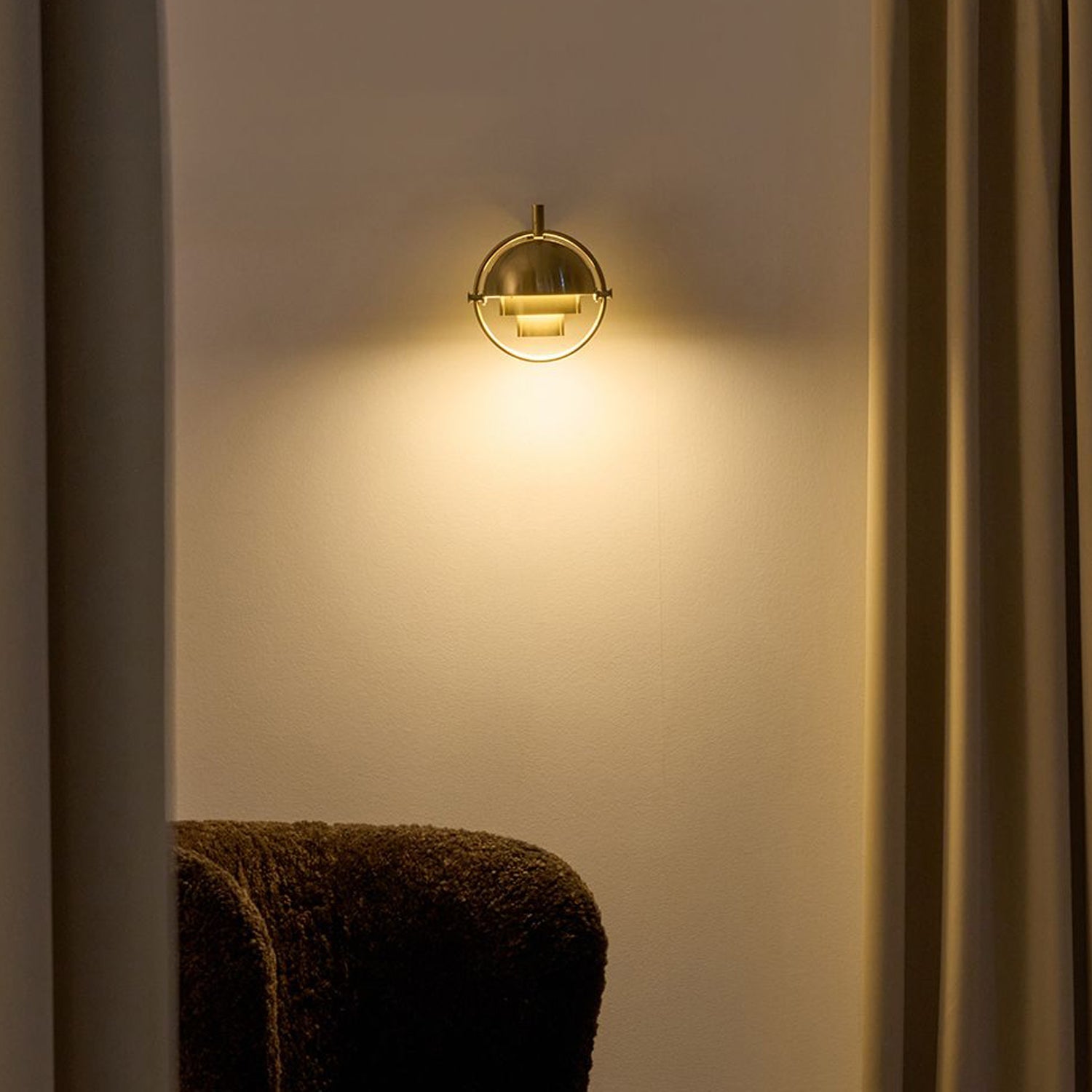 Gubi Multi-Lite Wandlamp