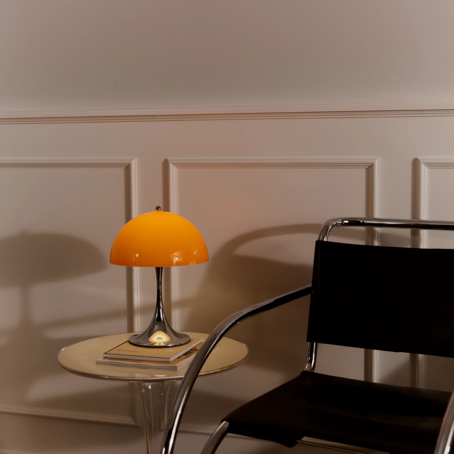 Louis Poulsen Panthella 250 Draagbare Lamp