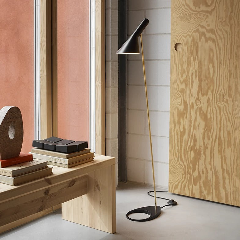 Louis Poulsen AJ Vloerlamp