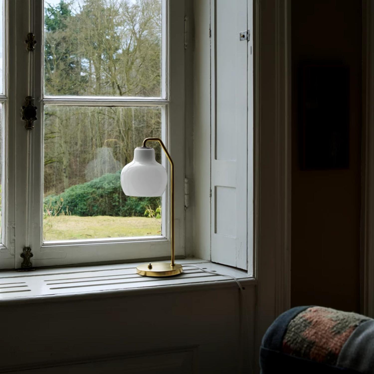 Louis Poulsen VL Ring Crown Tafellamp