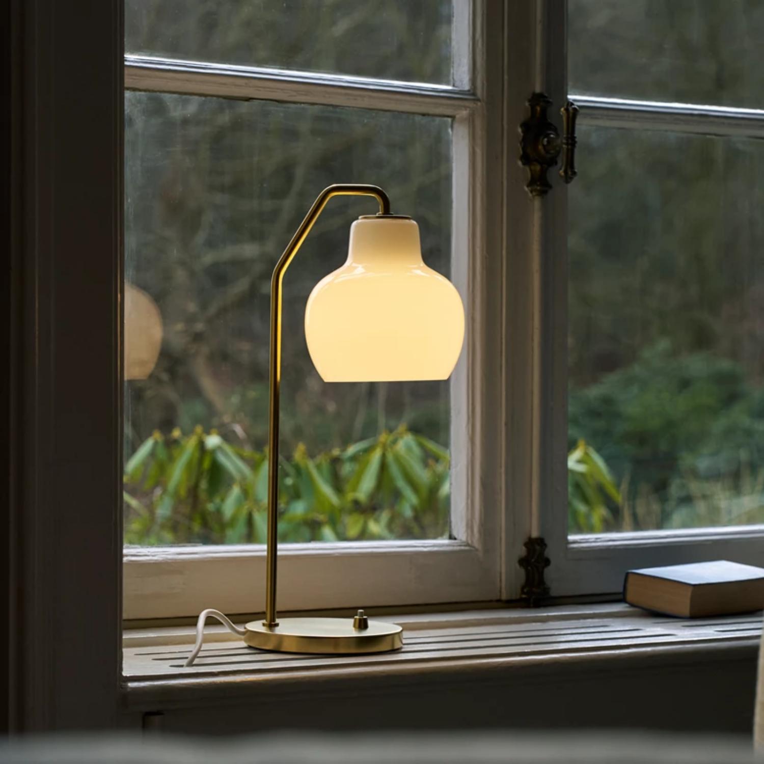 Louis Poulsen VL Ring Crown Tafellamp
