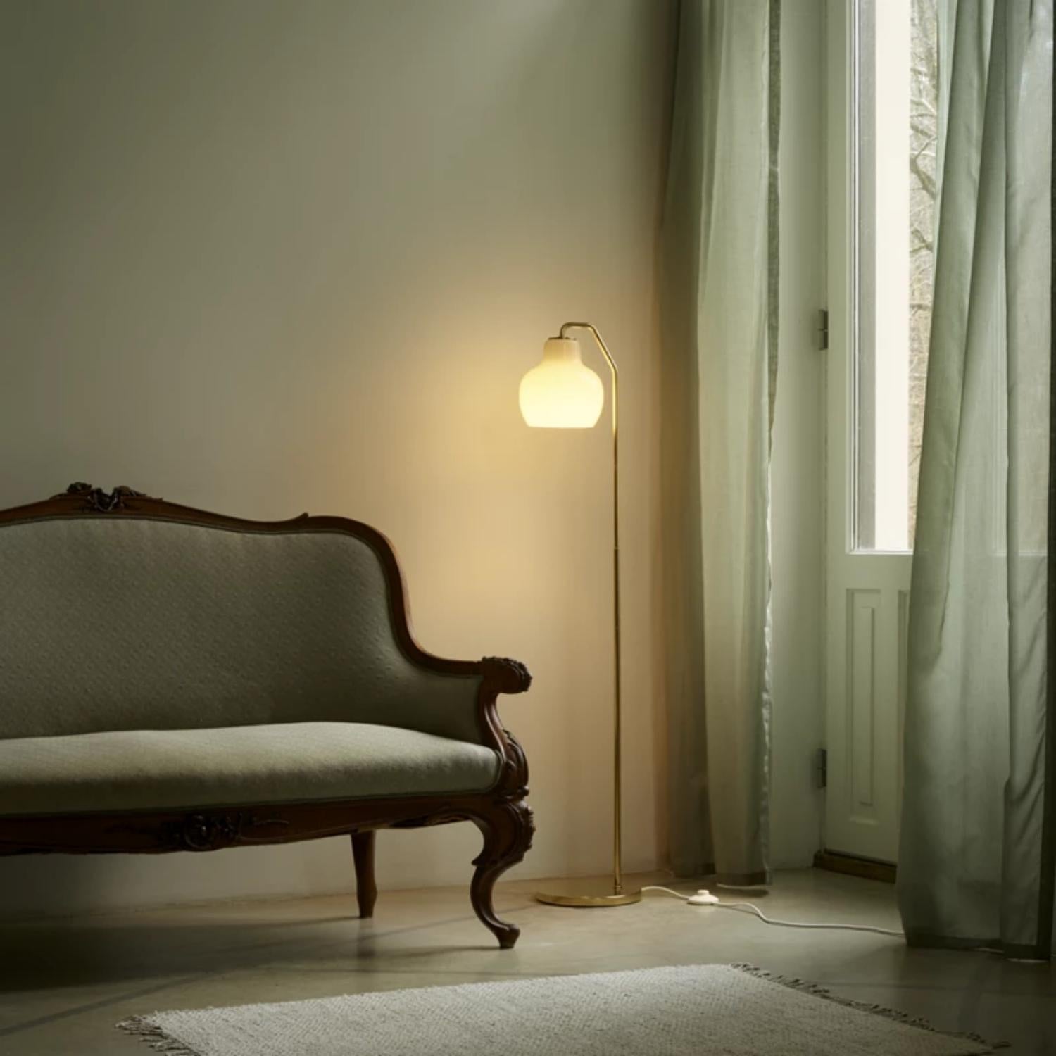 Louis Poulsen VL Ring Crown Vloerlamp