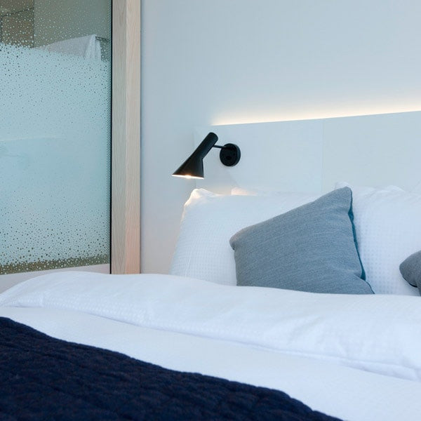 Louis Poulsen AJ Muur Lamp