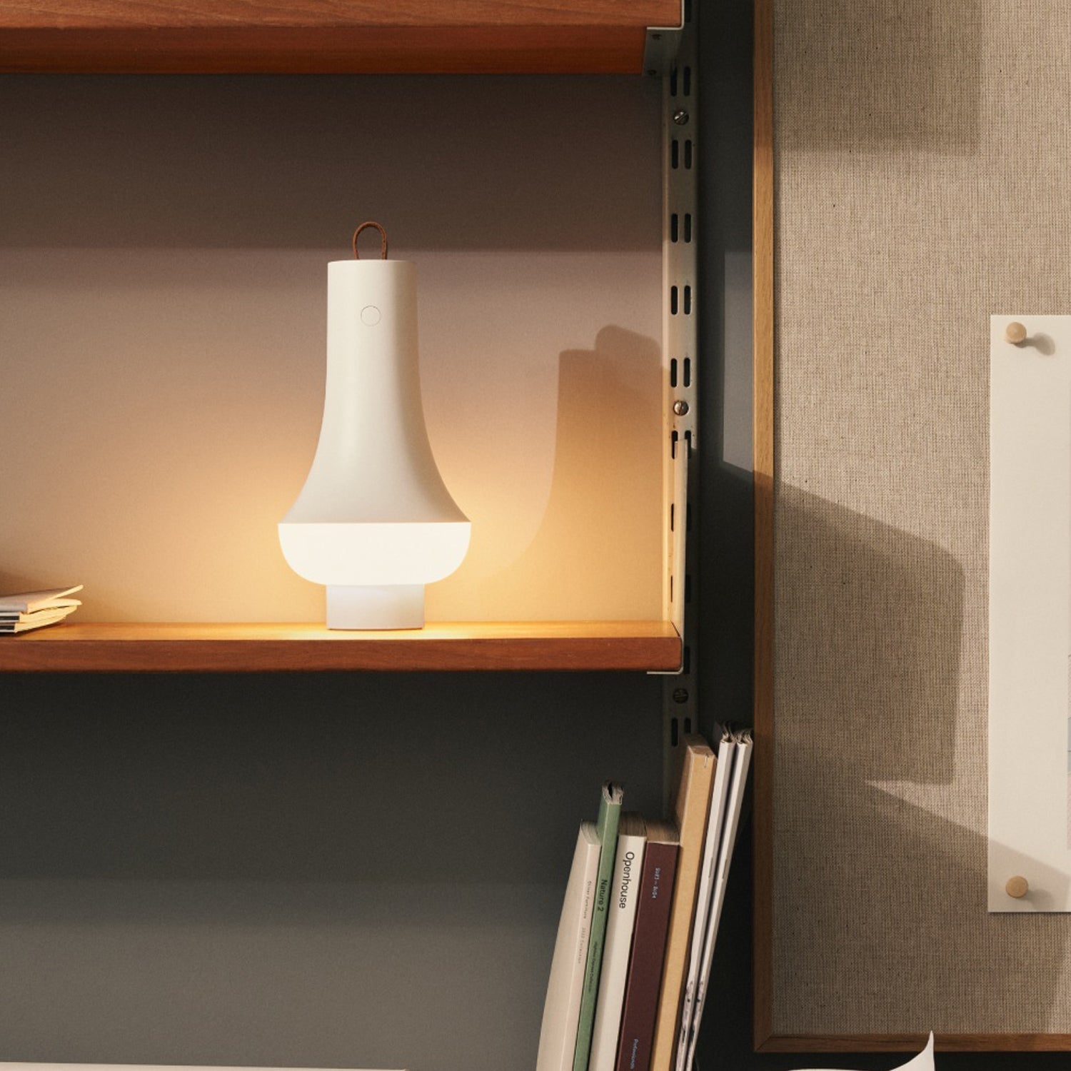Louis Poulsen Tomoshi Draagbare Lamp