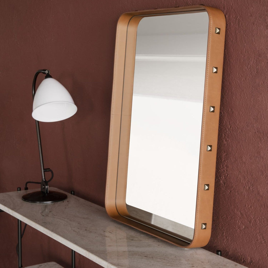 Gubi Bestlite BL2 Tafellamp