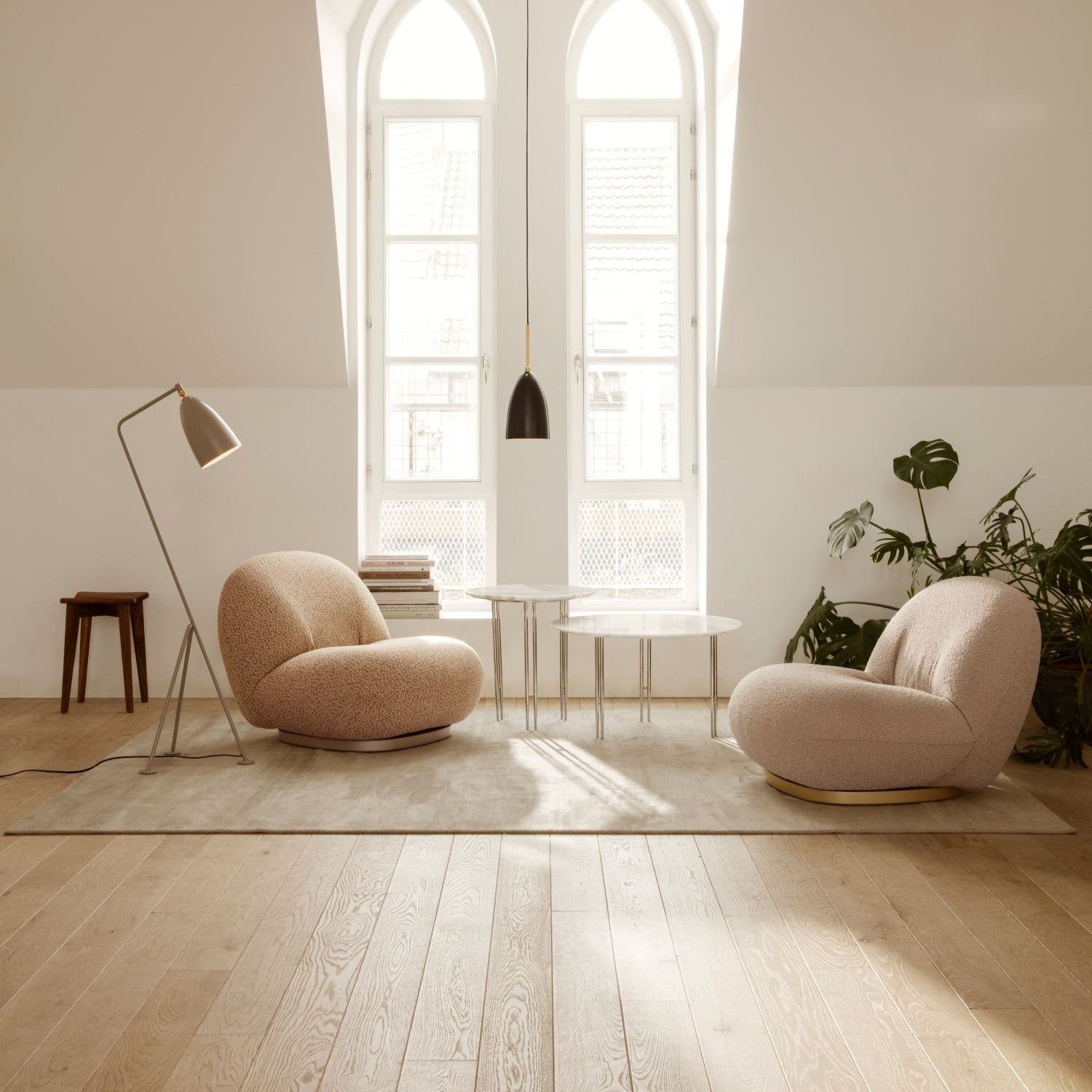 Gubi Gräshoppa Hanger