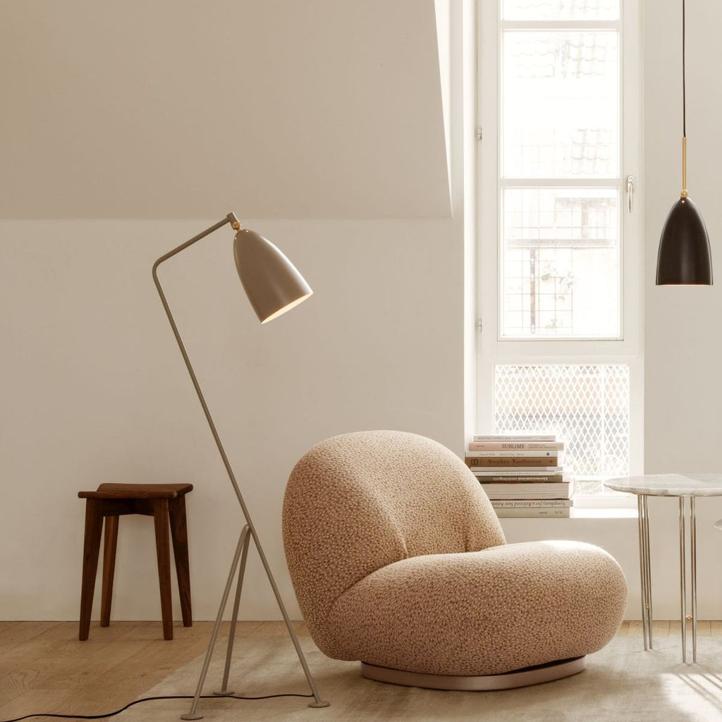 Gubi Gräshoppa Vloerlamp
