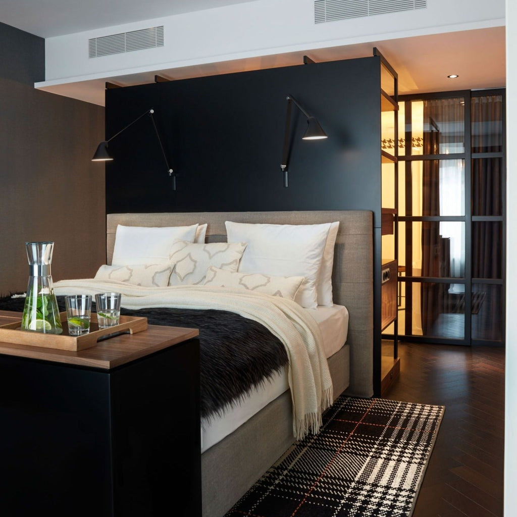 Louis Poulsen NJP Long Wandlamp